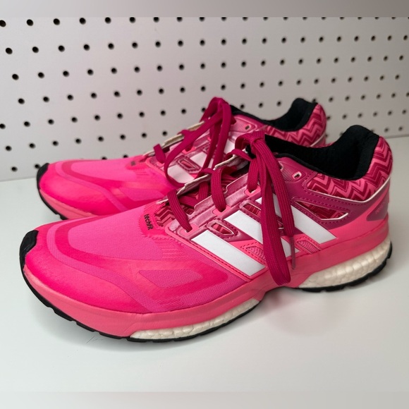 adidas Performance Women's Response Boost Techfit Running Shoe - Picture 3 of 16